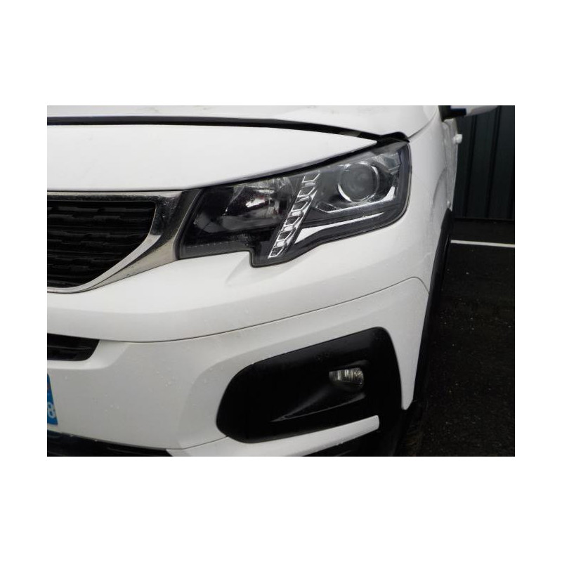 Leve vitre electrique avant droit PEUGEOT RIFTER PHASE 1 d’occasion