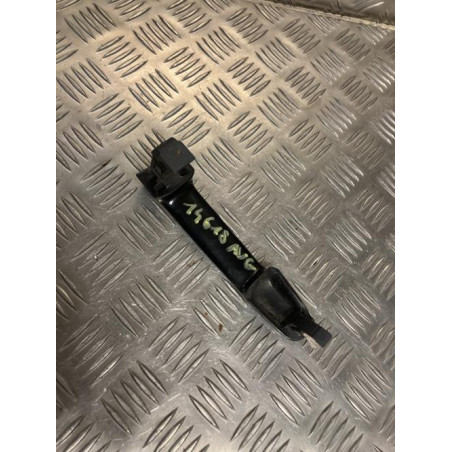 Poignee porte avant gauche TOYOTA YARIS 2 PHASE 2 d’occasion