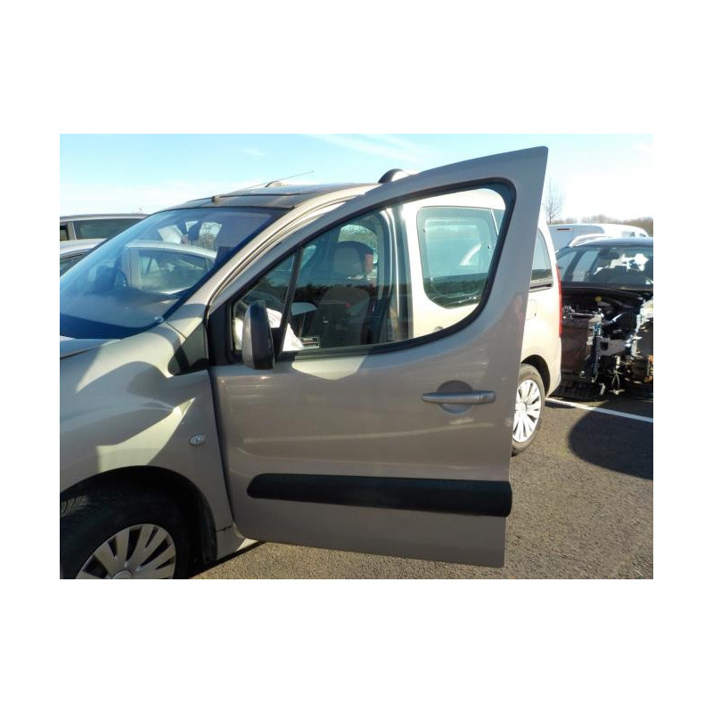 Porte avant droit CITROEN BERLINGO 2 PHASE 1 d’occasion