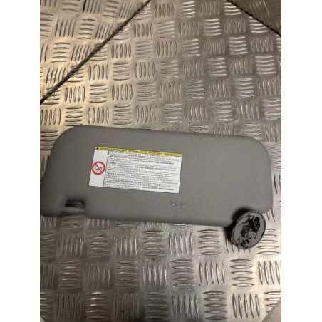 Pare soleil droit TOYOTA YARIS 2 PHASE 1 d’occasion