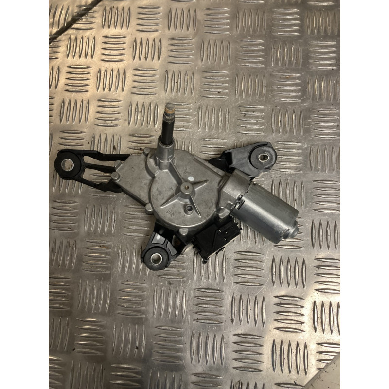 Moteur essuie glace arriere TOYOTA YARIS 2 PHASE 1 d’occasion