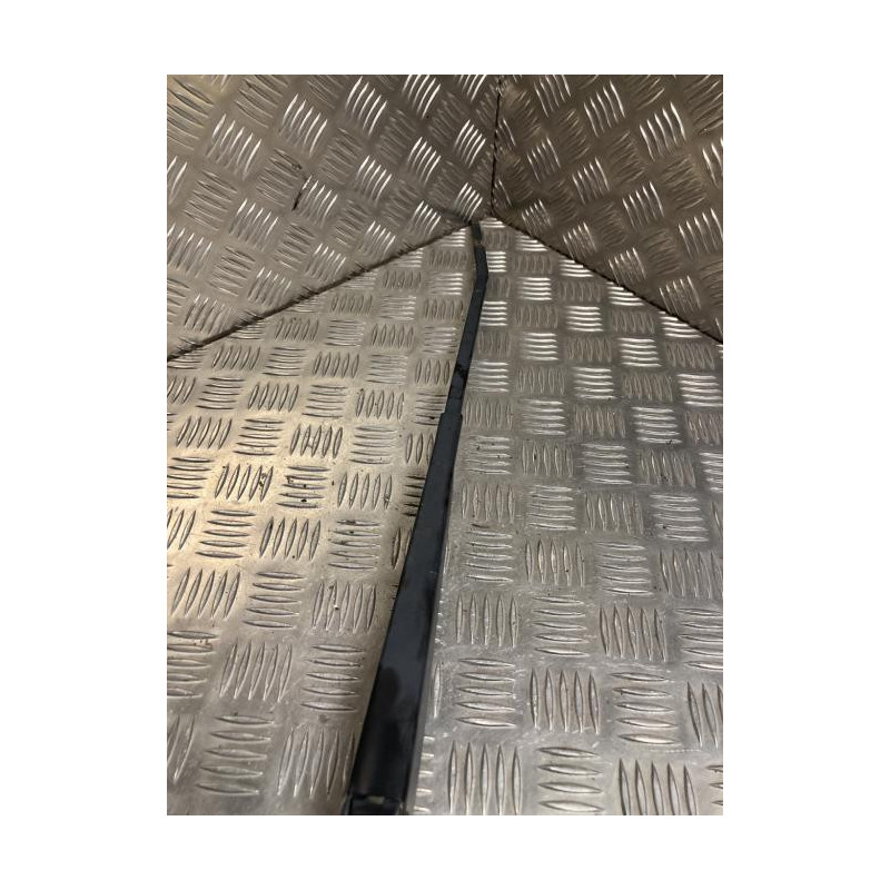Bras essuie glace avant gauche CITROEN C4 GRAND PICASSO 1 d’occasion