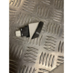 Bouton/Interrupteur TOYOTA YARIS 2 PHASE 1 d’occasion