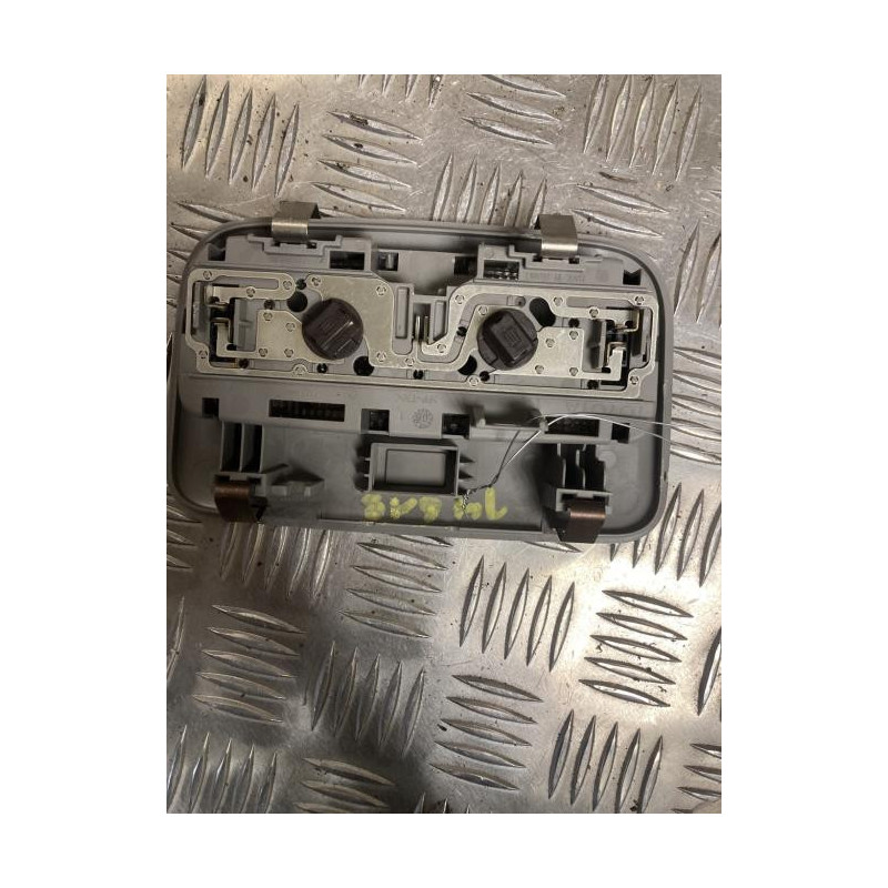 Eclairage de plafonnier TOYOTA YARIS 2 PHASE 1 d’occasion