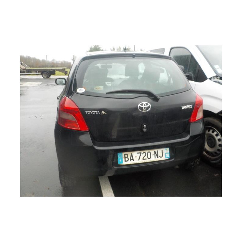 Leve vitre electrique avant droit TOYOTA YARIS 2 PHASE 1 d’occasion