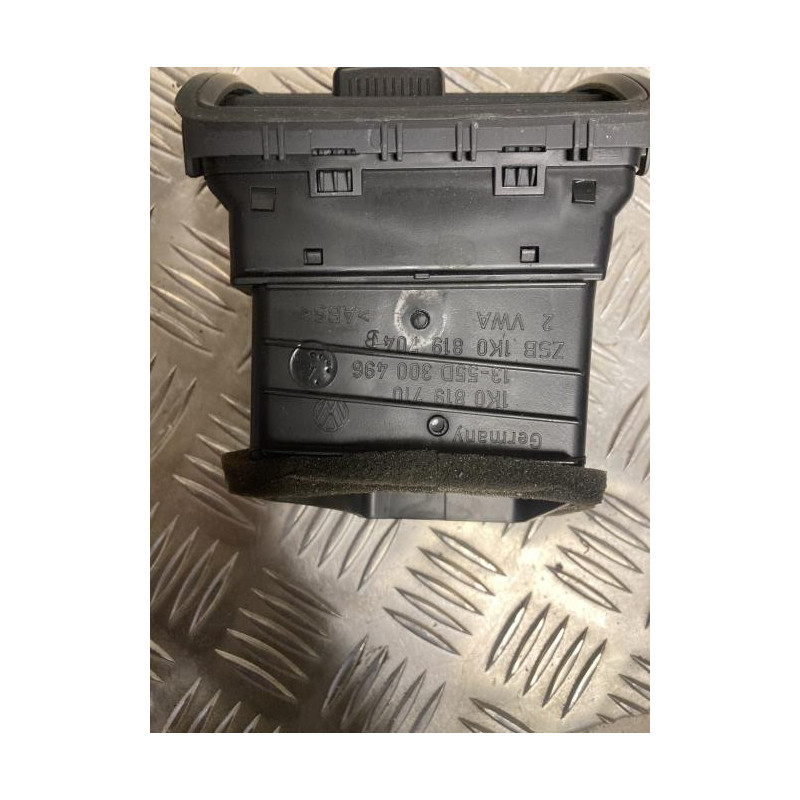 Aerateur tableau de bord avant droit VOLKSWAGEN GOLF 5 d’occasion