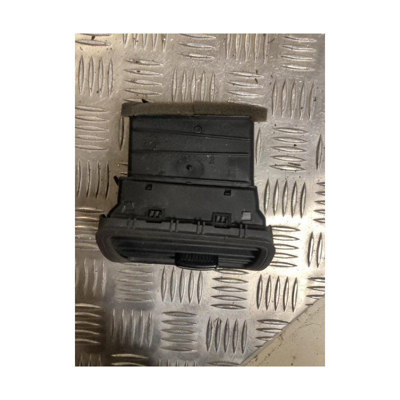 Aerateur tableau de bord avant gauche VOLKSWAGEN GOLF 5 d’occasion