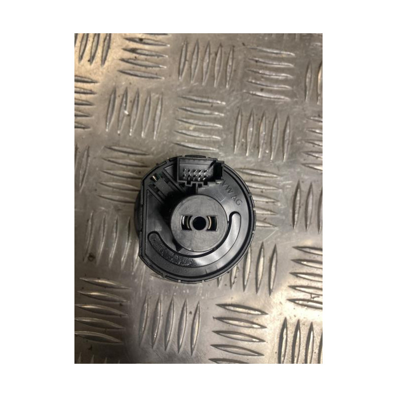 Commande de phare VOLKSWAGEN POLO 5 PHASE 2 d’occasion