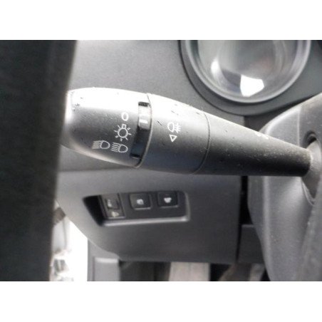Vitre avant gauche CITROEN C4 2 PHASE 1 d’occasion