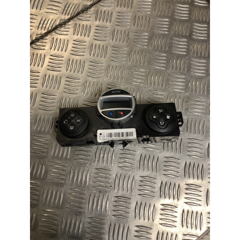 Commande chauffage RENAULT CLIO 3 PHASE 1 BREAK d’occasion