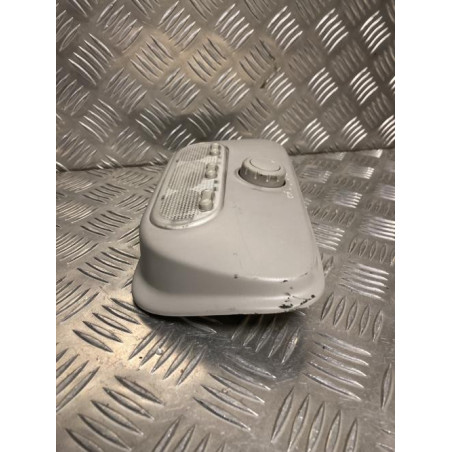 Eclairage de plafonnier RENAULT CLIO 3 PHASE 1 BREAK d’occasion