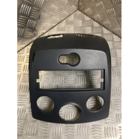Divers RENAULT CLIO 3 PHASE 1 BREAK d’occasion