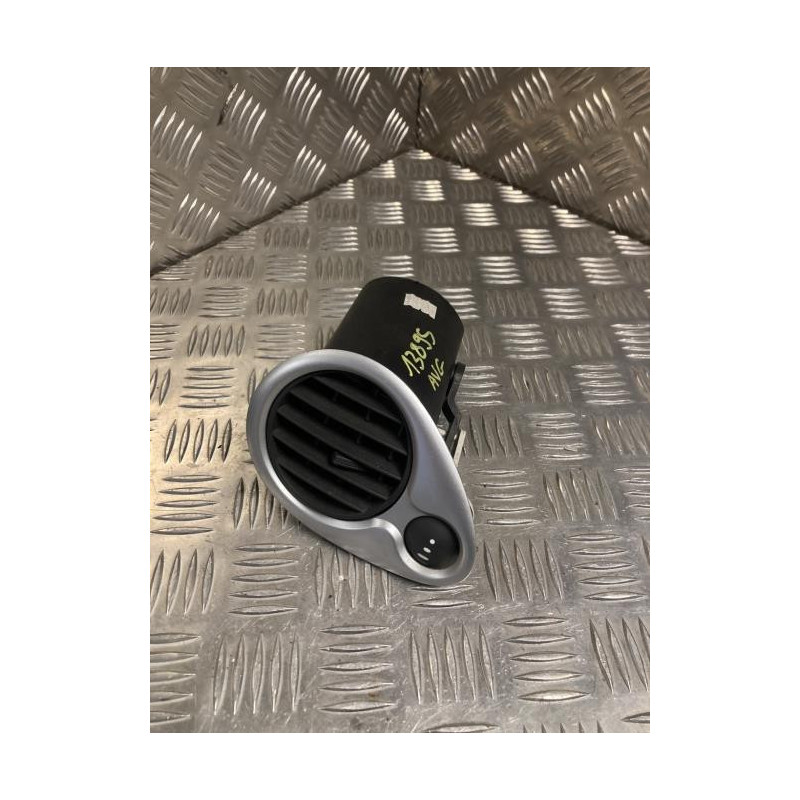 Aerateur tableau de bord avant gauche RENAULT CLIO 3 PHASE 1 BREAK d’occasion