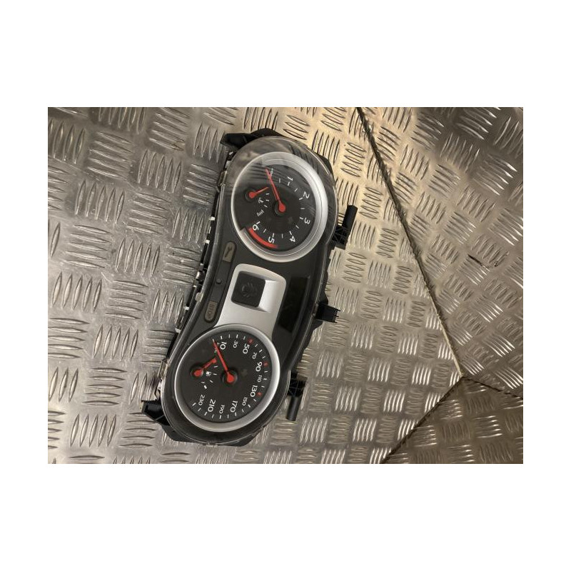 Compteur RENAULT CLIO 3 PHASE 1 BREAK d’occasion