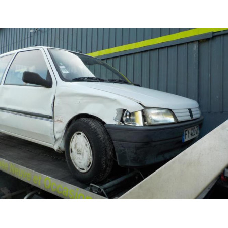 Optique avant secondaire gauche (feux)(clignotant) PEUGEOT 106 PHASE 1 d’occasion