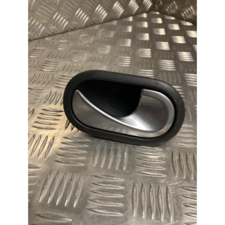 Poignee interieur avant droit RENAULT SCENIC 2 PHASE 2 d’occasion