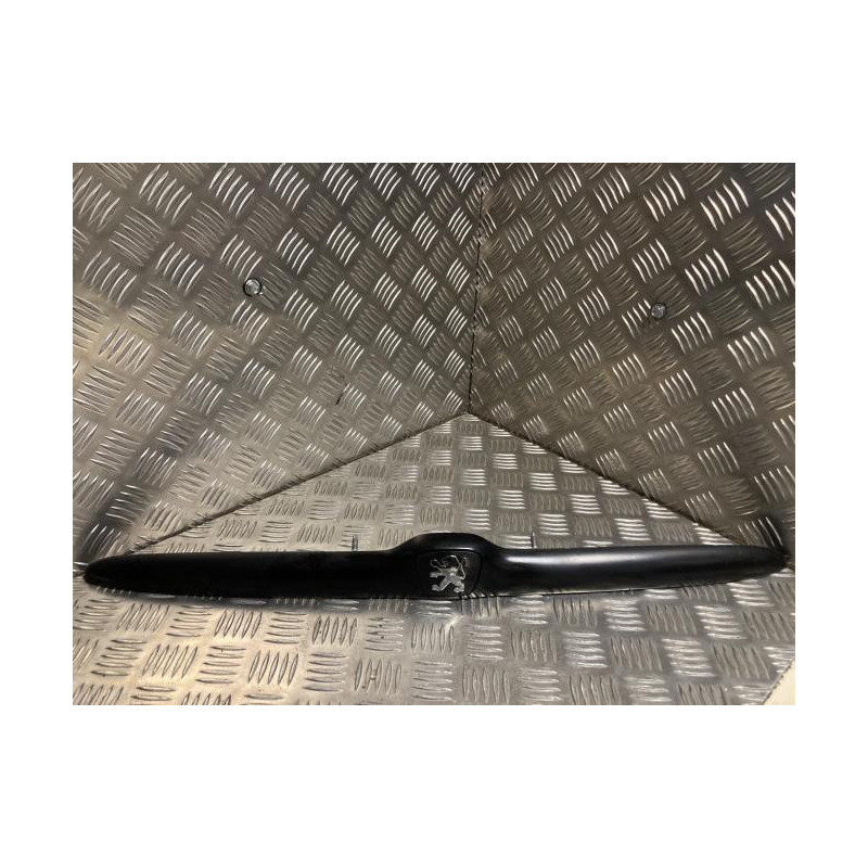 Baguette de coffre PEUGEOT 206 PHASE 2 d’occasion