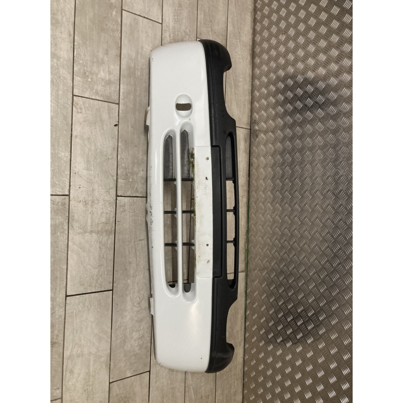 Pare choc avant RENAULT TWINGO 1 PHASE 2 d’occasion