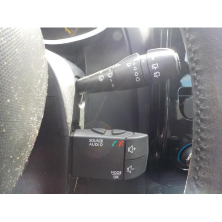 Feu arriere principal gauche (feux) RENAULT CLIO 4 PHASE 1 d’occasion