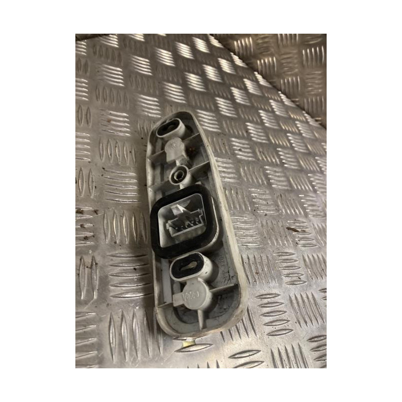 Platine feu arriere droit RENAULT TWINGO 1 PHASE 3 d’occasion