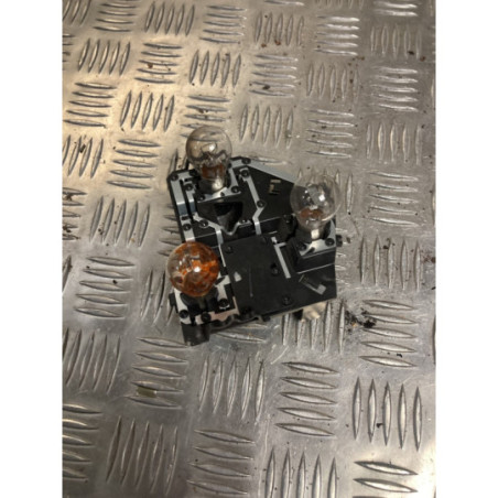 Platine feu arriere gauche PEUGEOT 206+ d’occasion