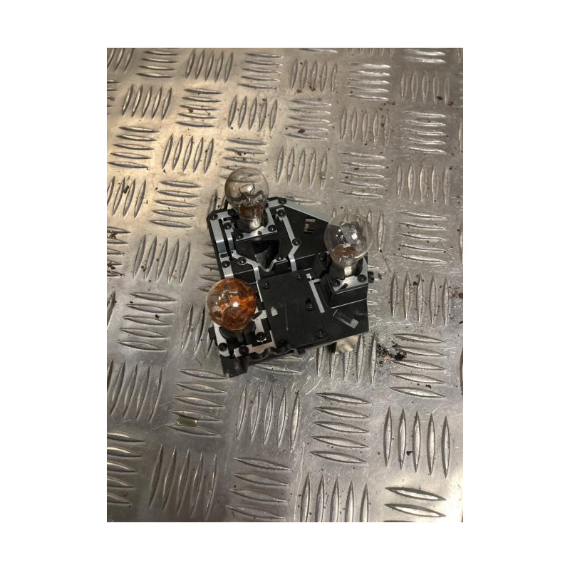 Platine feu arriere gauche PEUGEOT 206+ d’occasion