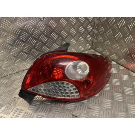 Feu arriere principal droit (feux) PEUGEOT 206+ d’occasion