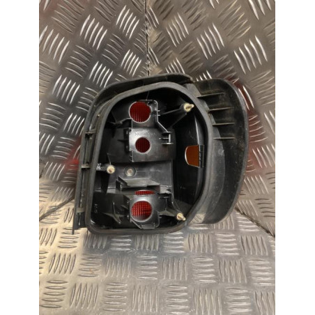 Feu arriere principal gauche (feux) VOLKSWAGEN POLO 3 PHASE 1 d’occasion