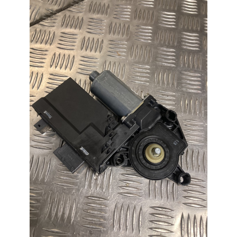 Moteur leve vitre avant droit PEUGEOT 307 PHASE 1 d’occasion