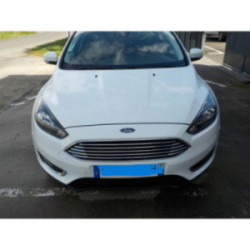 Porte avant droit FORD FOCUS 3 PHASE 2 BREAK d’occasion