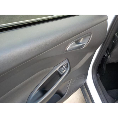 Porte avant droit FORD FOCUS 3 PHASE 2 BREAK d’occasion