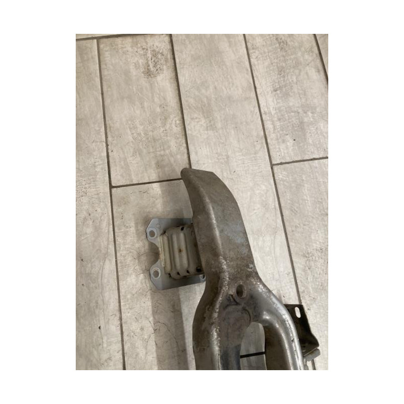 Renfort pare choc avant (traverse) PEUGEOT 407 PHASE 1 BREAK d’occasion