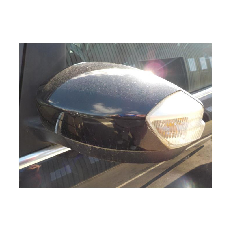 Feu arriere principal droit (feux) FORD C-MAX 2 PHASE 1 d’occasion