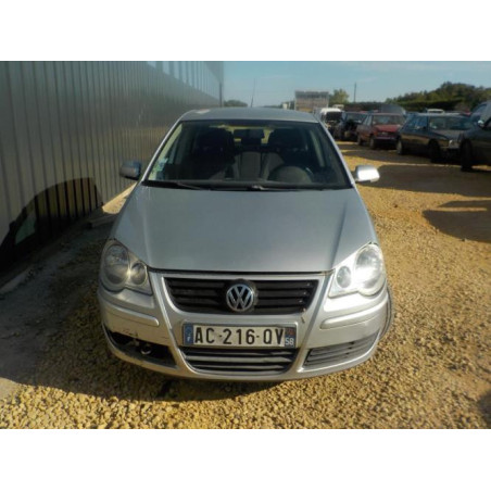 Capot VOLKSWAGEN POLO 4 PHASE 2 d’occasion