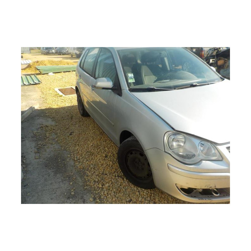 Capot VOLKSWAGEN POLO 4 PHASE 2 d’occasion