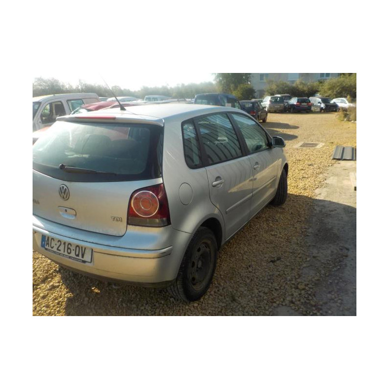Capot VOLKSWAGEN POLO 4 PHASE 2 d’occasion