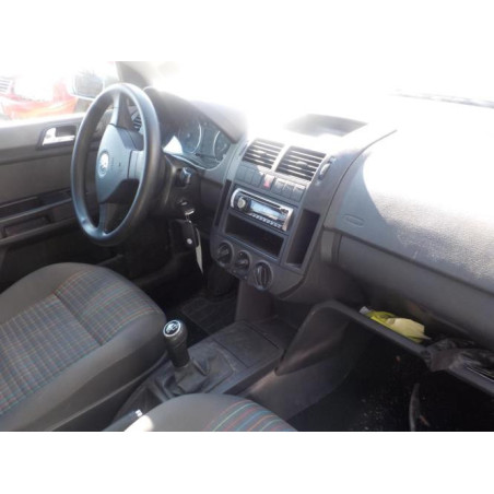 Capot VOLKSWAGEN POLO 4 PHASE 2 d’occasion
