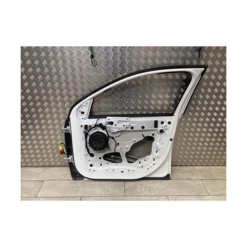 Porte avant droit PEUGEOT 308 2 PHASE 1 d’occasion
