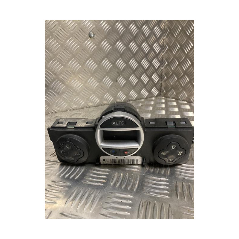 Commande chauffage RENAULT CLIO 3 PHASE 1 BREAK d’occasion