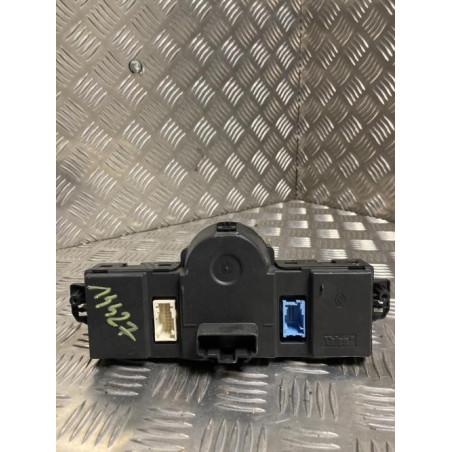 Commande chauffage RENAULT CLIO 3 PHASE 1 BREAK d’occasion
