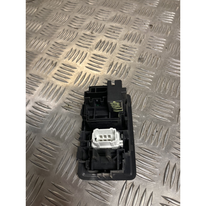 Commande de reglage hauteur de phare RENAULT CLIO 3 PHASE 1 BREAK d’occasion