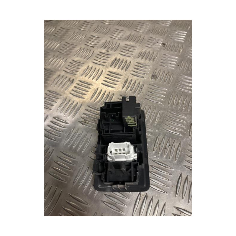 Commande de reglage hauteur de phare RENAULT CLIO 3 PHASE 1 BREAK d’occasion