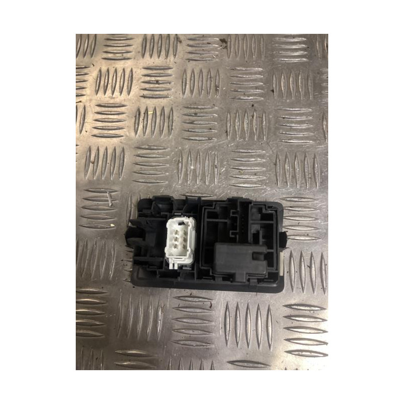 Commande de reglage hauteur de phare RENAULT CLIO 3 PHASE 1 d’occasion