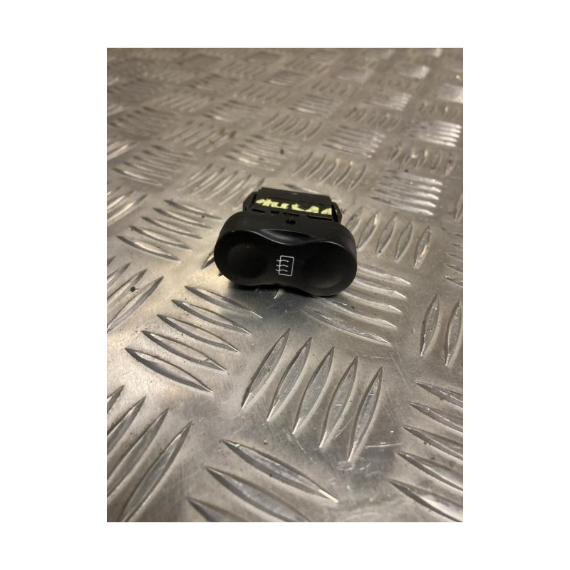 Bouton/Interrupteur DACIA SANDERO 1 d’occasion