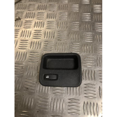 Bouton/Interrupteur DACIA SANDERO 1 d’occasion