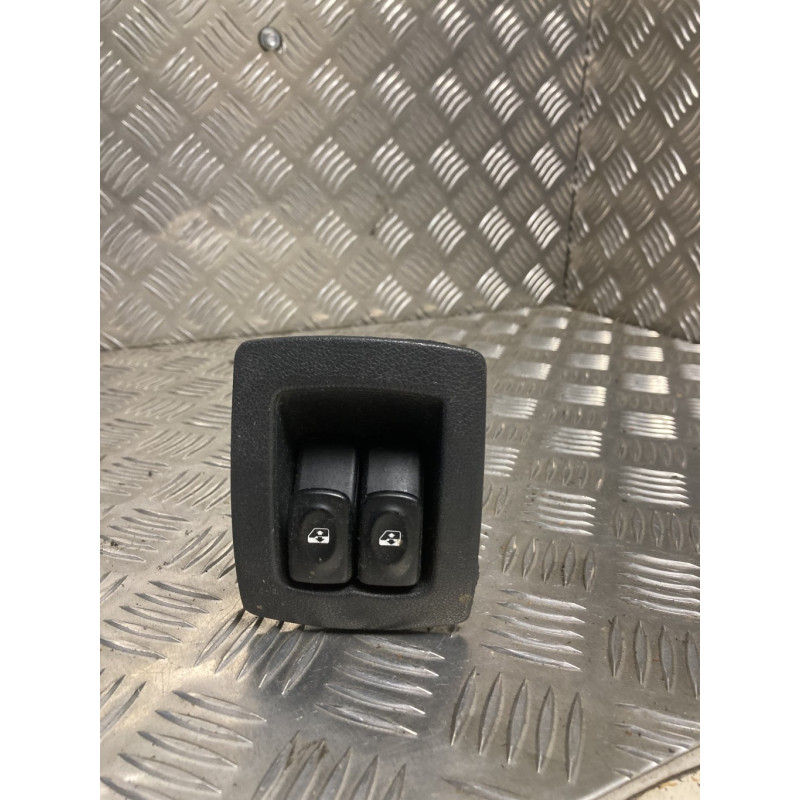 Bouton/Interrupteur DACIA SANDERO 1 d’occasion