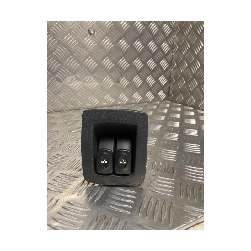 Bouton/Interrupteur DACIA SANDERO 1 d’occasion