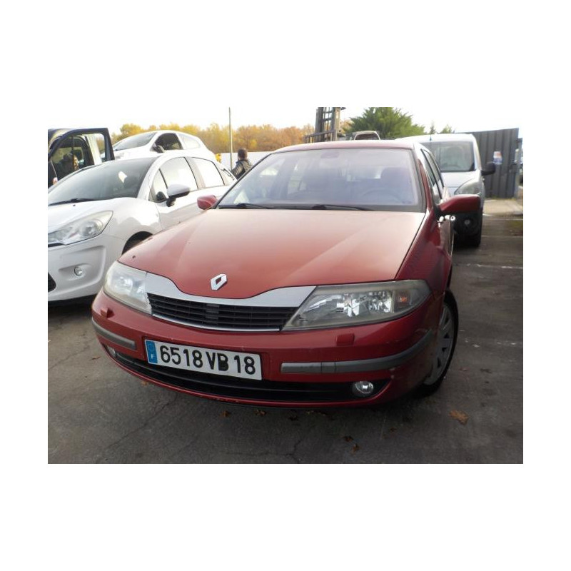 Pare choc avant RENAULT LAGUNA 2 PHASE 1 BREAK d’occasion