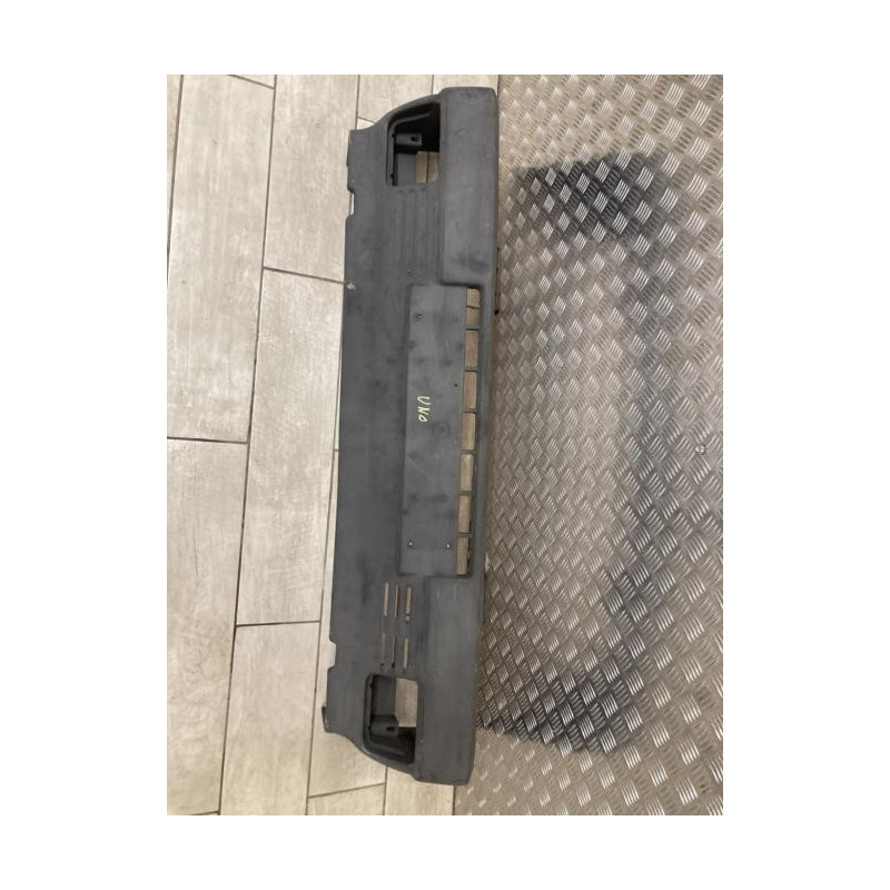 Pare choc avant FIAT UNO PHASE 1 d’occasion