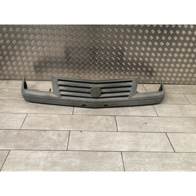 Pare choc avant OPEL CORSA A PHASE 1 d’occasion